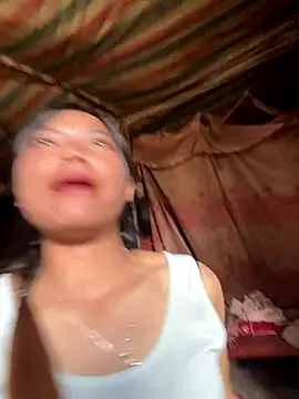 Suki babyy online show from October 16, 2025, 6:43 am