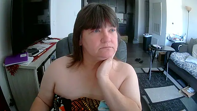 Buggy1965 online show from October 6, 2025, 3:13 pm