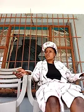 HotPetite 25 online show from January 14, 2026, 12:20 pm