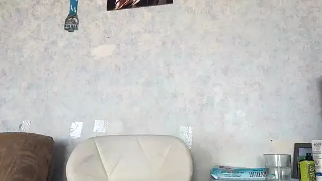 Mila Alim online show from September 29, 2025, 8:21 am