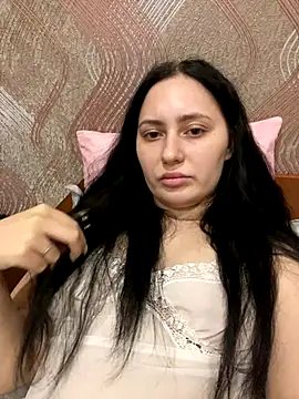 Monica kitty online show from September 22, 2025, 10:27 pm