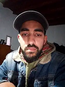 Juli eclipse online show from September 22, 2025, 10:05 pm