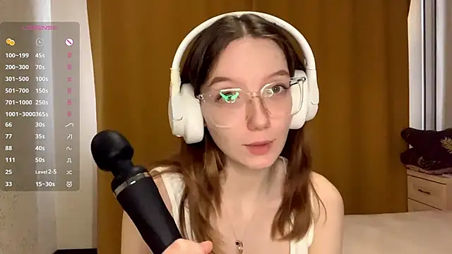 Snapshot of KrystinFunches chatting on October 15, 2025, 9:28 am KrystinFunches online show from October 15, 2025, 9:28 am