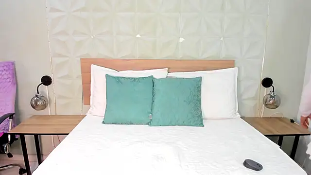 ValeryTrans  online show from March 20, 2026, 1:23 pm