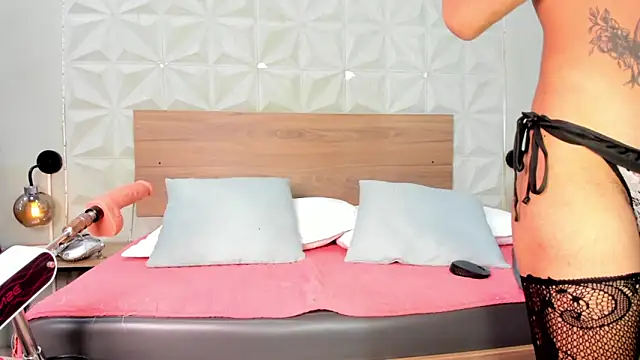 ValeryTrans  online show from April 7, 2026, 1:24 pm