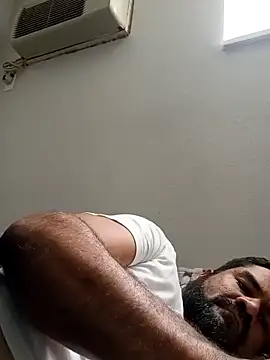 theking1 1 online show from October 18, 2025, 3:03 pm