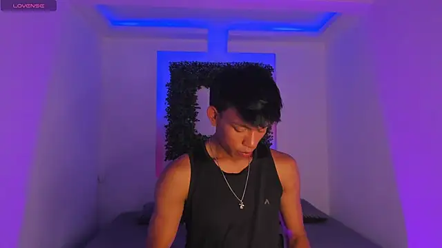 Santti  online show from October 14, 2025, 6:30 pm