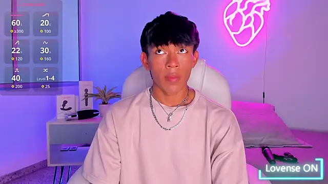 Santti  online show from November 13, 2025, 10:13 pm