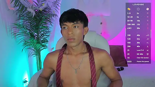 Santti  online show from November 2, 2025, 12:37 am