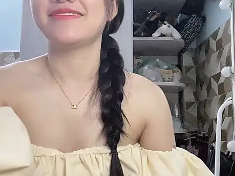 Ara4865 online show from October 3, 2025, 3:24 pm