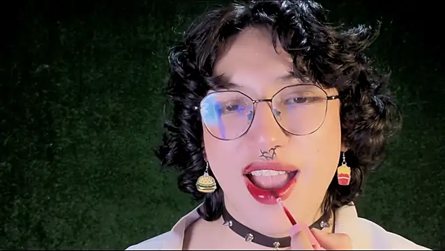 -BlueOpal- online show from December 1, 2025, 9:26 pm