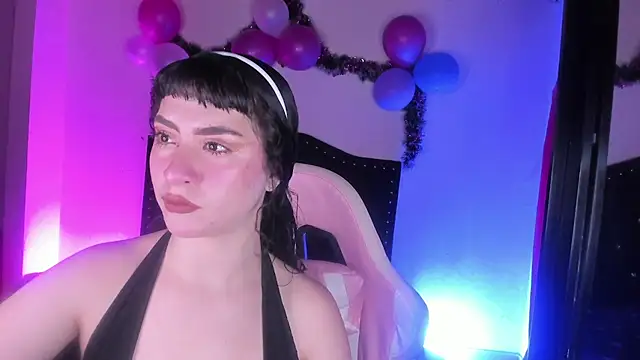 Snapshot of kitty__chs chatting on February 1, 2026, 9:46 pm kitty chs online show from February 1, 2026, 9:46 pm