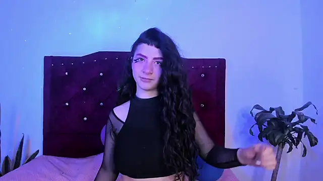 Snapshot of kitty__chs chatting on February 13, 2026, 3:01 pm kitty chs online show from February 13, 2026, 3:01 pm