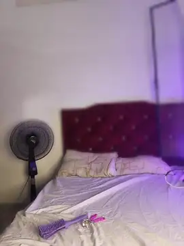 zakura Haruno online show from April 11, 2026, 1:13 am