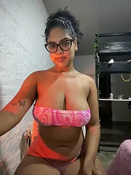 miiabrown18 online show from June 3, 2026, 7:31 am