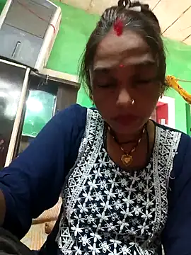 Snapshot of Cut_yashvanti chatting on October 4, 2025, 5:31 am Cut yashvanti online show from October 4, 2025, 5:31 am
