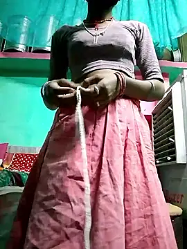 Snapshot of Cuty_kinjal chatting on October 20, 2025, 10:32 pm Cuty kinjal online show from October 20, 2025, 10:32 pm