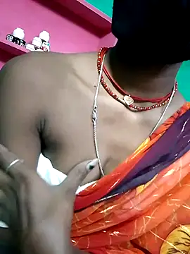 Snapshot of Cuty_kinjal chatting on October 23, 2025, 10:47 am Cuty kinjal online show from October 23, 2025, 10:47 am