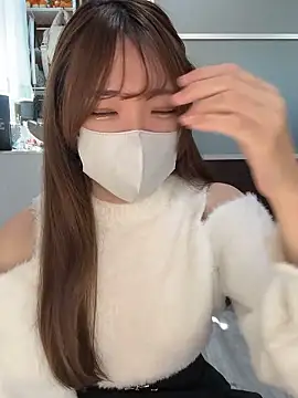 Snapshot of Moe_v_v chatting on February 21, 2026, 4:03 am Moe v v online show from February 21, 2026, 4:03 am