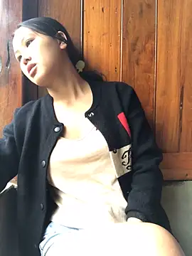 Mai lovely online show from October 21, 2025, 2:11 am