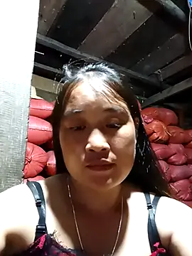mupmup-00 online show from September 24, 2025, 1:17 pm