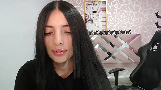 cynthia ch online show from October 29, 2025, 3:27 am