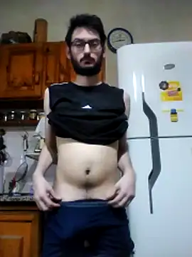 Fefede97  online show from November 13, 2025, 5:44 am