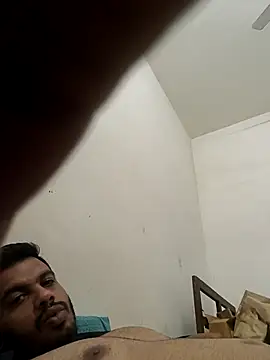 Snapshot of SilentTerr chatting on December 19, 2025, 4:20 pm SilentTerr online show from December 19, 2025, 4:20 pm