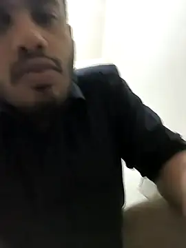 Snapshot of SilentTerr chatting on February 8, 2026, 9:51 am SilentTerr online show from February 8, 2026, 9:51 am