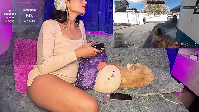 Snapshot of Coraline__dk2 chatting on February 25, 2026, 12:22 am Coraline dk2 online show from February 25, 2026, 12:22 am