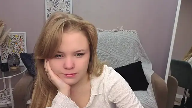 Melissa 199 online show from October 22, 2025, 4:34 am