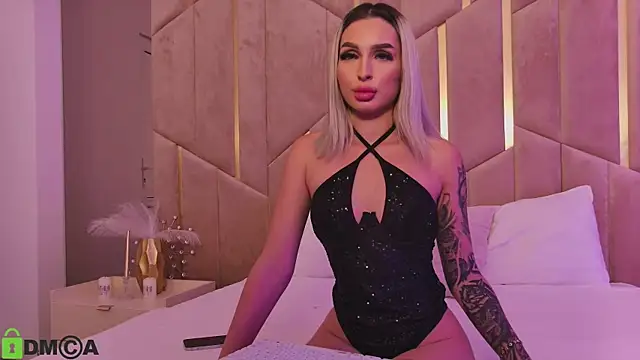 AriannaLure online show from October 16, 2025, 6:16 pm