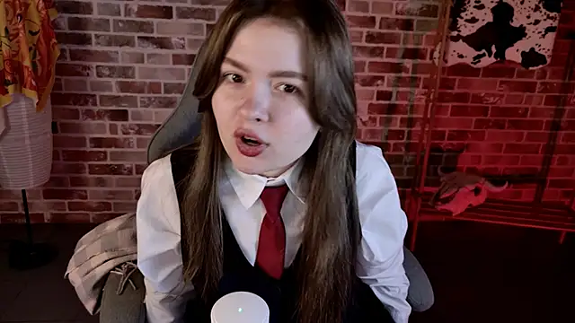 HaleySun online show from November 4, 2025, 9:13 am