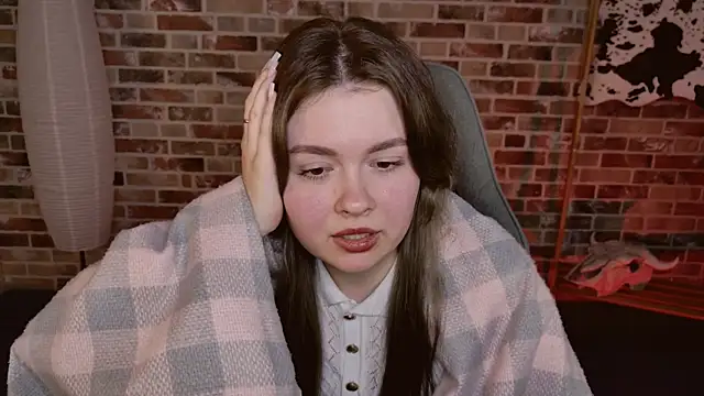 HaleySun online show from November 7, 2025, 1:48 pm