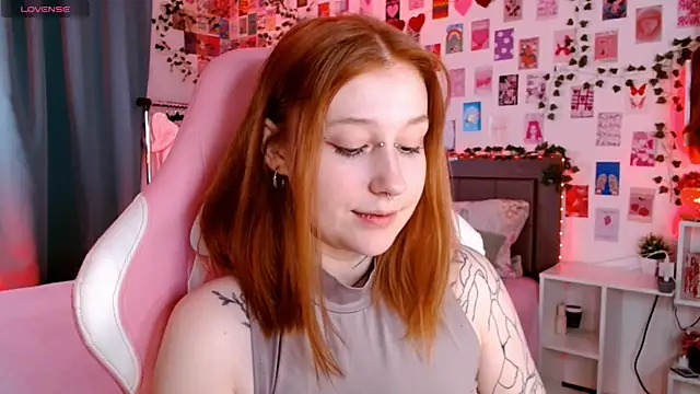 Ayla Hicks online show from November 8, 2025, 3:21 am