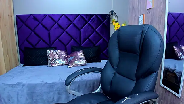 Snapshot of ChloeCampbell03 chatting on November 16, 2025, 1:05 pm ChloeCampbell03 online show from November 16, 2025, 1:05 pm