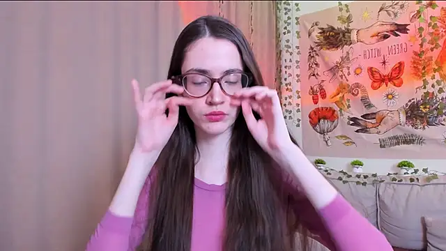 bellacatlovesmeat online show from February 18, 2026, 9:00 pm