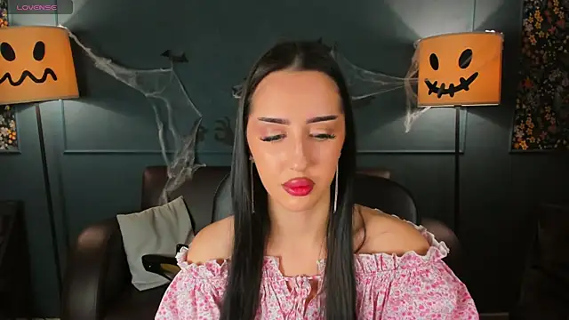 LisaFoxie online show from October 29, 2025, 10:14 am