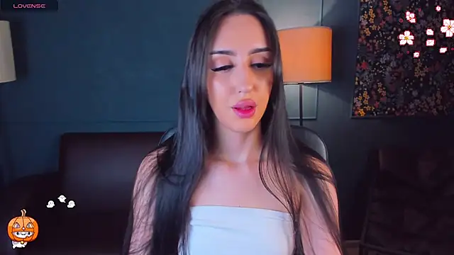 LisaFoxie online show from November 13, 2025, 10:19 am