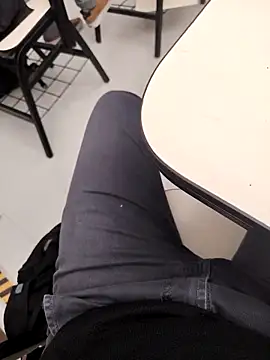 Gigolo31per31 online show from November 3, 2025, 4:43 pm