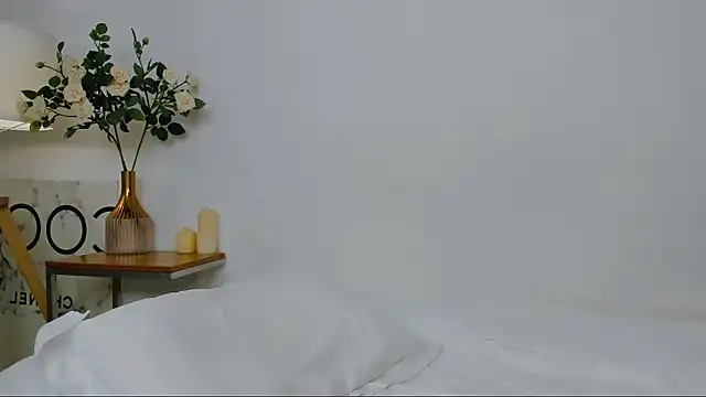 NoraAddams online show from April 11, 2026, 7:45 am