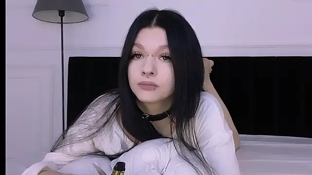 NoraAddams online show from October 28, 2025, 2:45 am