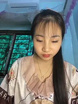 emvy-xinh04 online show from September 29, 2025, 6:20 am