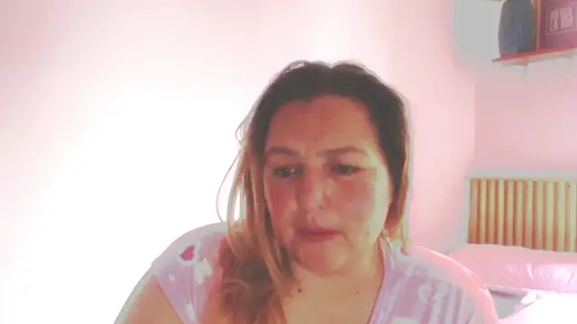 Snapshot of SweetRouse__ chatting on October 18, 2025, 3:03 pm SweetRouse online show from October 18, 2025, 3:03 pm