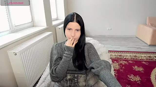 Malibu J online show from November 25, 2025, 11:32 am