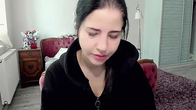 Malibu J online show from January 12, 2026, 7:48 am