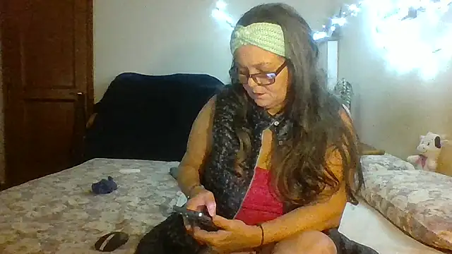 Snapshot of DOLCECOPPIA2025 chatting on December 15, 2025, 4:29 am DOLCECOPPIA2025 online show from December 15, 2025, 4:29 am