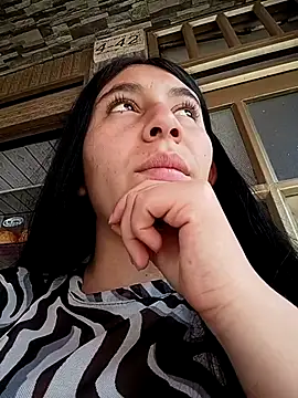   Antonella online show from November 19, 2025, 3:12 pm