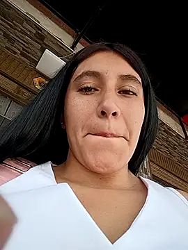   Antonella online show from November 28, 2025, 3:34 pm