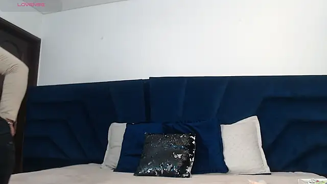 Brigith24 online show from November 13, 2025, 2:37 am